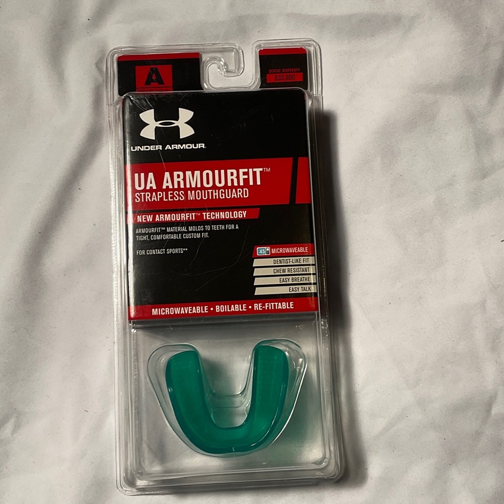 Under Armour Green Strapless Mouthguard